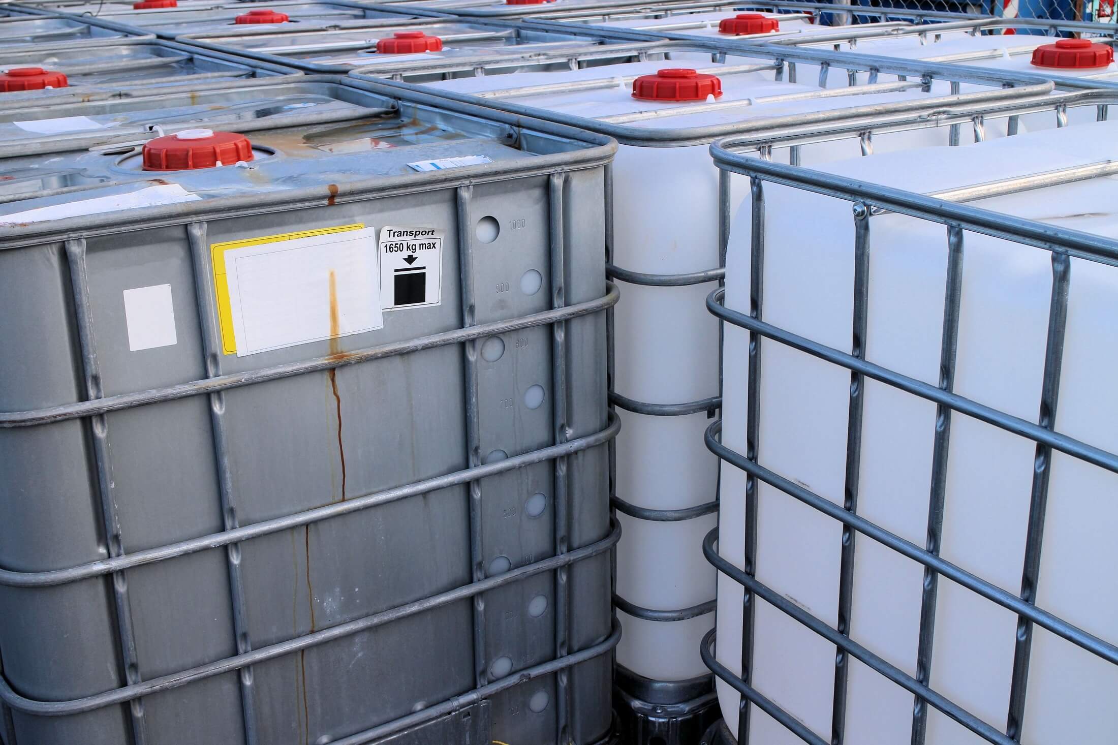 5 Steps to Storing Chemicals Safely in the Workplace